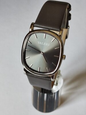 Valeri I2698G